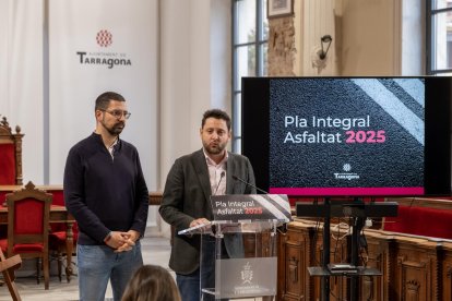 Presentació del pla d'asfaltat celebrada aquest dilluns al matí.