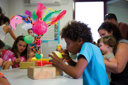 Cada infant podrà fer una activitat amb l’ou que localitzi.