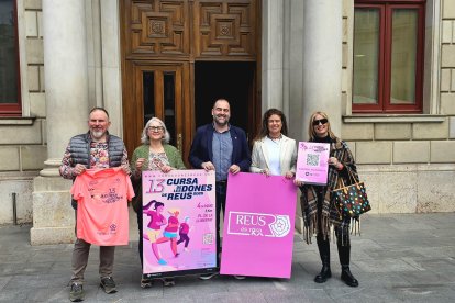 Presentació del programa 'Reus és Rosa', que inclou la Cursa de les Dones.