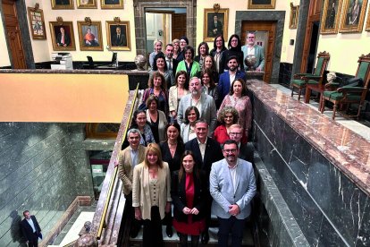 Fotografia de la recepció a diversos dels alcaldes de les noves Ciutats de la Ciència i la Innovació que han arribat els últims dies a Reus