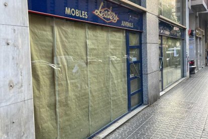 Imagen del local donde la cadena de panaderías y cafeterías 365 Obrador abrirá su nueva tienda.