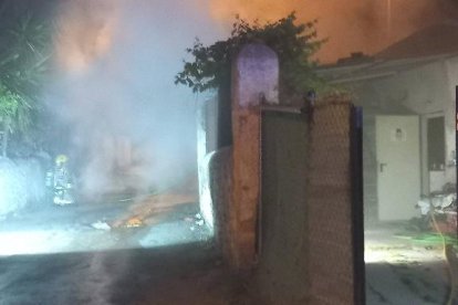 Un instant de l'incendi.