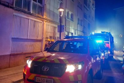 Els bombers al lloc dels fets.