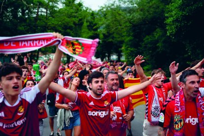 Més de 350 nastiquers van viatjar a San Sebastián, molts d’ells ho van fer sense entrada, i van convertir Zubieta en el Nou Estadi.