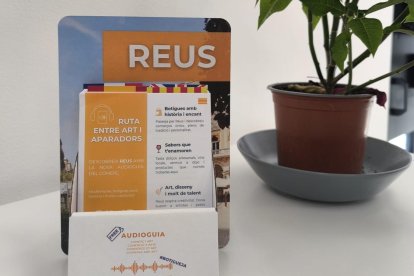 Un dels fulletons informatius de l'audioguia