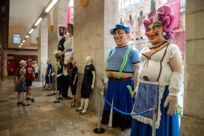 Els Gegants Manotes del Serrallo, que es van estrenar el passat mes de juliol, són les noves incorporacions de la colla.