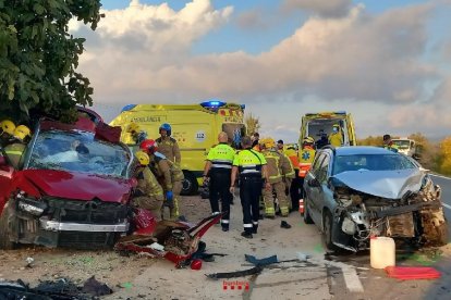 Imatge dels vehicles accidentats a Montblanc