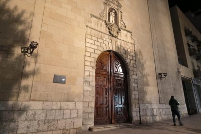 Fotografia del temple de la Puríssima Sang de Reus, vist des de l’exterior.