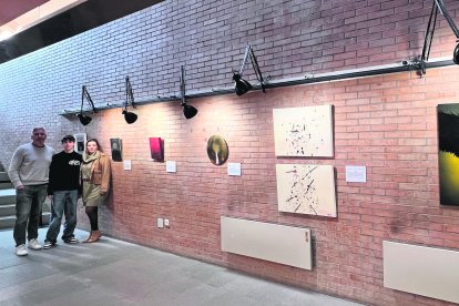 En la inauguració de l’exposició el Marcos va estar acompanyat dels seus pares.