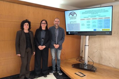 Els regidors Anabel Martínez, Mar Escoda i Enrique Martín.