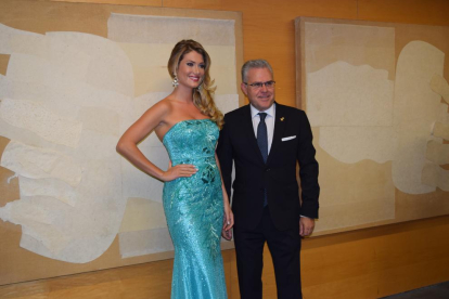 La gala final Miss World Spain 2016 corona a la Miss Aragó Raquel Tejedor com la nova imatge de bellesa mundial, que representarà a Espanya en el certamen de Miss World a Washington, el proper 20 de desembre.