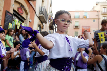 El Seguici Petit de la Festa Major omple la Part Alta de Tarragona de colors, música, nervis i una barreja d'emocions.