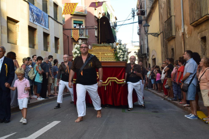 Grans i petits s'han reunit als carrers més cèntrics de la Part Alta de Tarragona per acomiadar les festes de Sant Magí 2016.