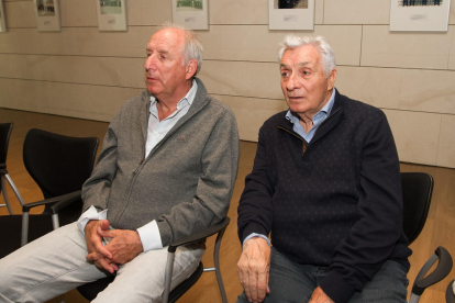 La 'Folga 65/2016' de la Fundació Barça Veterans han arribat a Salou per a realitzar-hi una trobada d'exjugadors de més de 65 anys del Futbol Club Barcelona.