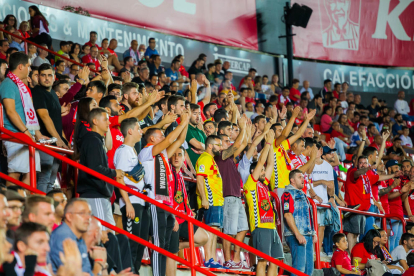 Els aficionats del Nàstic s'ho han deixat tot