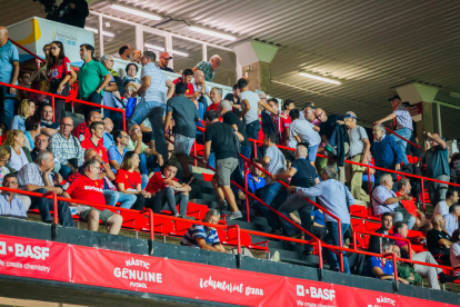 Els aficionats del Nàstic s'ho han deixat tot