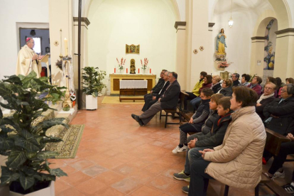 Celebració a la Febró de la tradicional festa de la plantada del pi, que se celebra cada Primer de Maig. Enguany la celebració ha comptat amb la presènia de l'Arquebisbe de Tarragona, Jaume Pujol.