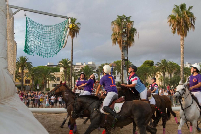 El bàsquet a cavall va ser un dels darrers actes d'ahir de la Festa del rei Jaume I