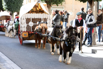 Imatges dels Tres Tombs a la ciutat de Reus