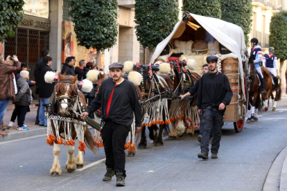 Imatges dels Tres Tombs a la ciutat de Reus