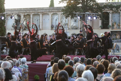 Imatges del Concert per al record celebrat al cementiri de Reus aquest 2019