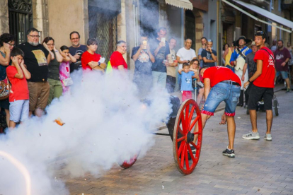 Imatges de la Cercavila de canons de les festes de Sant Roc