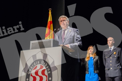 El acto ha sido presidido por el alcalde de Tarragona, Pau Ricomà, y ha contado, entre otros, con la presencia del subdelegado del Gobierno, Joan Sabaté, y del director de los Servicios Territoriales de Interior de la Generalitat, Joan Carles de la Monja.