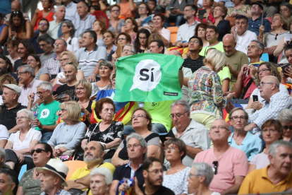 Imatges de l'acte de l'inici de campanya pel Sí al Referèndum de l'1-O a la Tàrraco Arena Plaça de Tarragona.