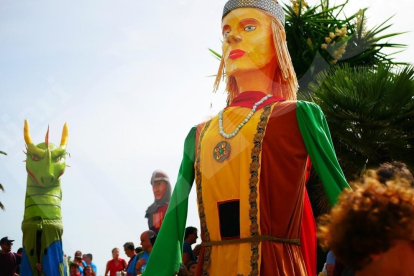 La Festa per a Tothom obre de forma inclusiva els actes de Santa Tecla als més petits i a la ciutadania amb capacitats especials