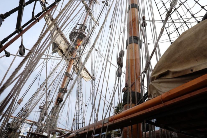 El barco Shtandart estará hasta el jueves por la mañana en la ciudad y es una réplica de un barco ruso de 1703
