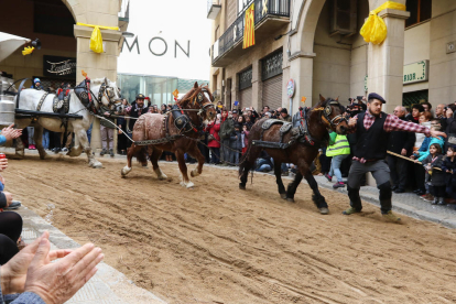 És un dels més matiners i concorreguts del calendari català i declarat Festa Tradicional d'Interès Nacional.