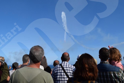 Séptima Exhibición Aérea en Tarragona del equipo Bravo3 Repsol