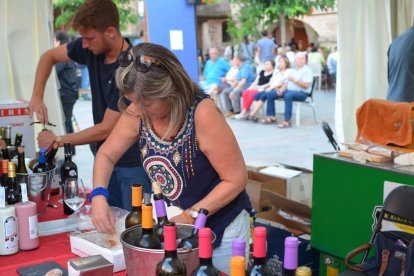La localitat de Prades, al Baix Camp, celebra la quarta edició dela Fira del Vi i el Cava.