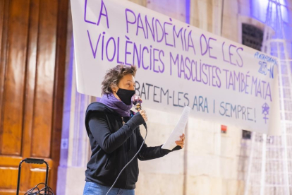 Concentració contra la violencia masclista a la paça de la Font a Tarragona.