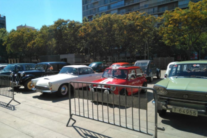 Exposició de vehicles d'època per part del grup GAVE.
