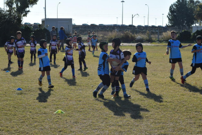 Trobada d'escoles de rugby a les instal·lacions del CR Tarragona.