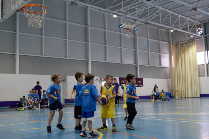 Imatges de la Trobada d'Escoles de bàsquet de Tarragona.