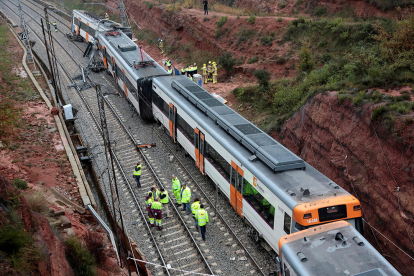 Descarrilament d'un tren de la línia R4 de Rodalies a Vacarisses