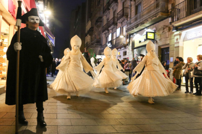 El Ball de la Quaresma i les Set Virtuts clou el final de festa del Carnaval de Reus