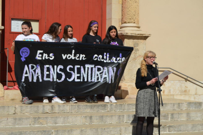 Els consistoris tarragonins llegeixen un manifest pel Dia de la Dona