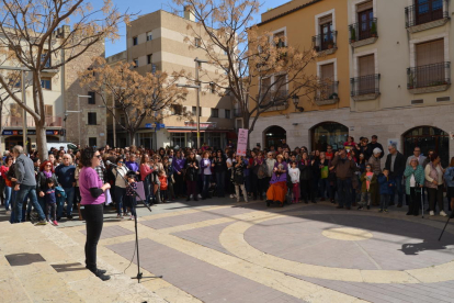 Els consistoris tarragonins llegeixen un manifest pel Dia de la Dona