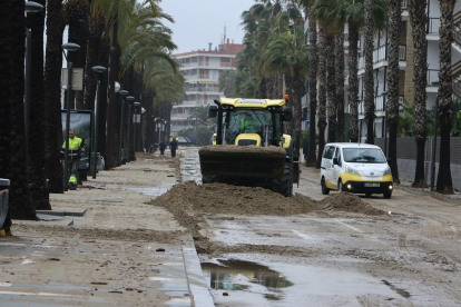 Varias calles del municipio han quedado completamente inundadas
