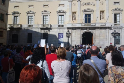 Concentracions a Ajuntaments i institucions de Tarragona en suport a Sànchez i Cuixart