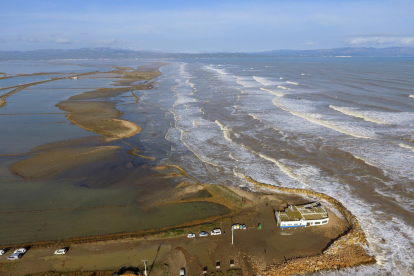 Imágenes aéreas del Delta del Ebro después del temporal