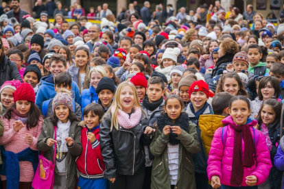 Més de 1.200 alumnes de primària han participat en aquest acte per donar la benvinguda a les festes nadalenques