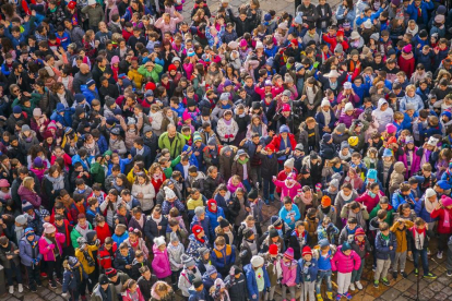 Més de 1.200 alumnes de primària han participat en aquest acte per donar la benvinguda a les festes nadalenques