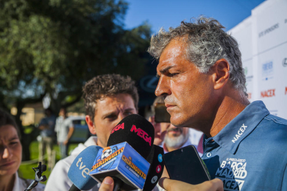 Exjugadors de Barça i Madrid, protagonistes