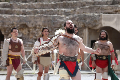 Imágenes de la lucha de gladiadores de Tarraco Viva.