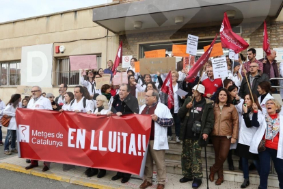Concentración de los médicos en Tarragona