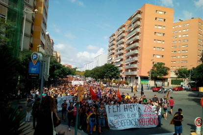 Manifestació d'estudiants a Tarragona en defensa de l'1-O